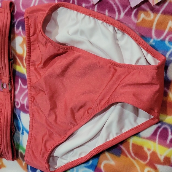 Venus Swimsuit - Picture 3 of 11